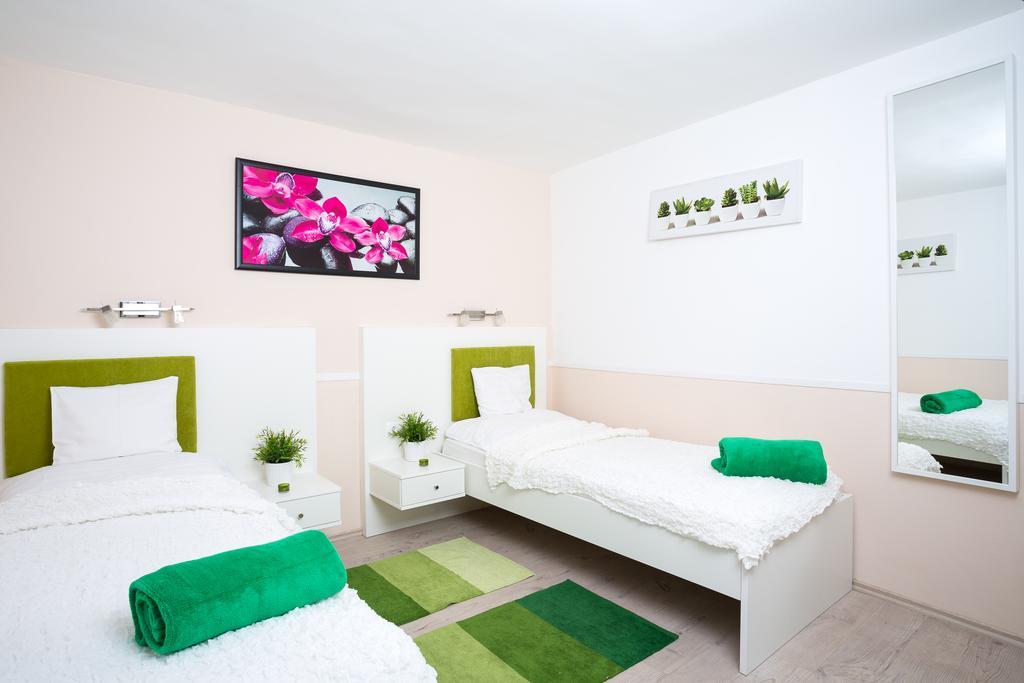 Szivarvany Panzio Szeged Rom bilde